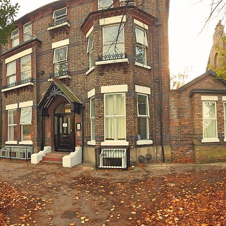 Sefton Grange Hotel Liverpool Bagian luar foto