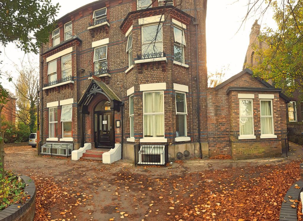Sefton Grange Hotel Liverpool Bagian luar foto