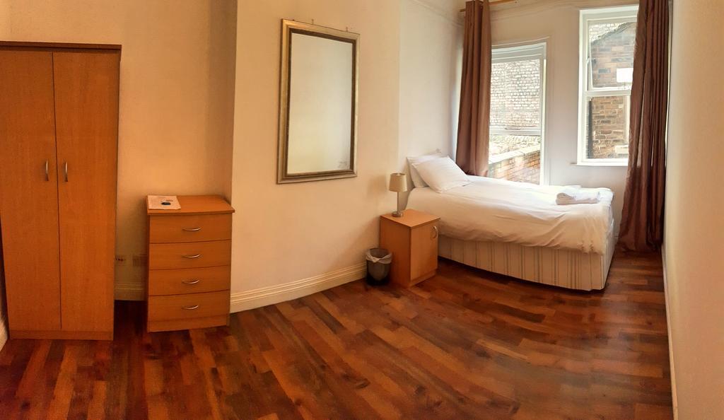Sefton Grange Hotel Liverpool Bagian luar foto